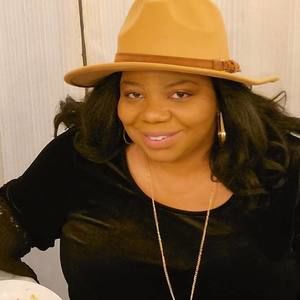 Meet your Posher, Stefani